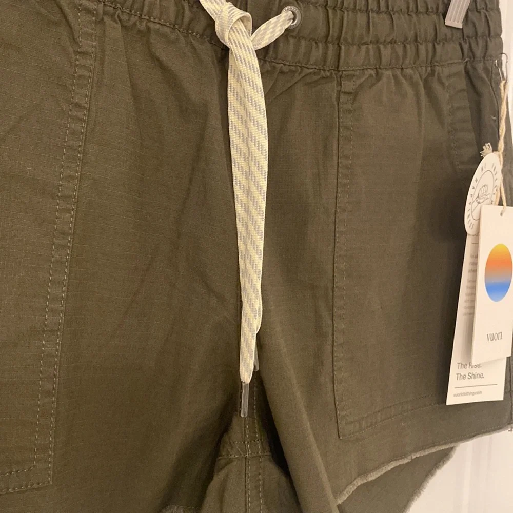 Women’s Vuori vintage, ripstop, short dark, oregano, size small - Picture 7 of 8